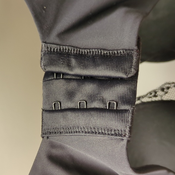 Women's 38DD Maidenform DM9501 Comfort Devotion Memory Foam Extra Coverage Bra - Picture 8 of 8